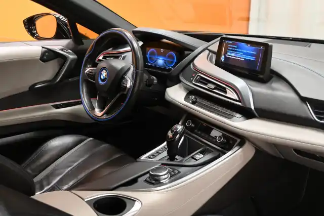 Harmaa Coupe, BMW i8 – FOZ-353