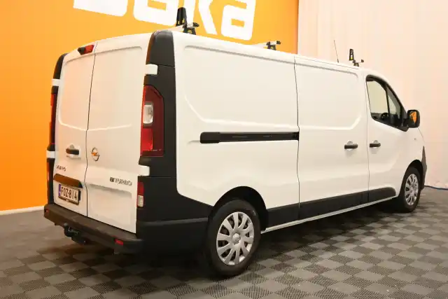 Valkoinen Pakettiauto, Opel Vivaro – FOZ-814