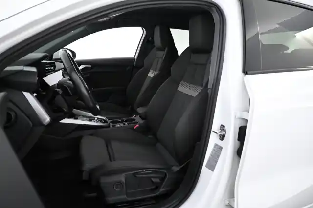 Valkoinen Viistoperä, Audi A3 – FPB-105
