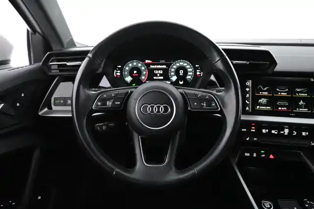 Valkoinen Viistoperä, Audi A3 – FPB-105