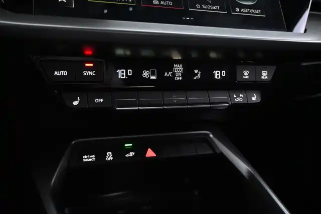 Valkoinen Viistoperä, Audi A3 – FPB-105