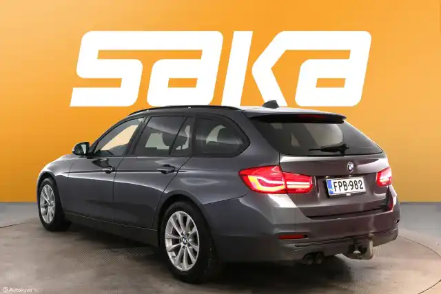 Harmaa Farmari, BMW 320 – FPB-982