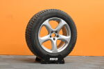 Punainen Maastoauto, Alfa Romeo Stelvio – FPE-919, kuva 1