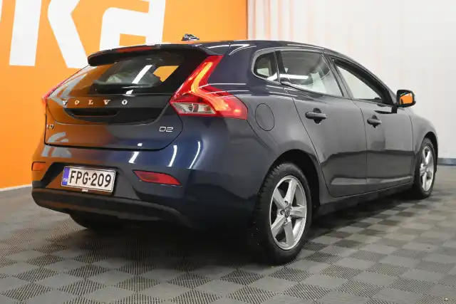 Sininen Viistoperä, Volvo V40 – FPG-209