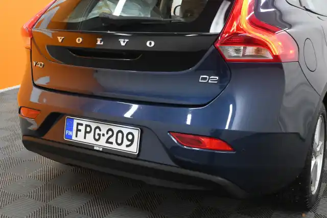 Sininen Viistoperä, Volvo V40 – FPG-209