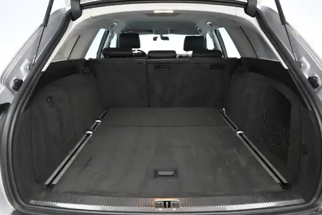 Hopea Farmari, Audi A6 – FPH-824