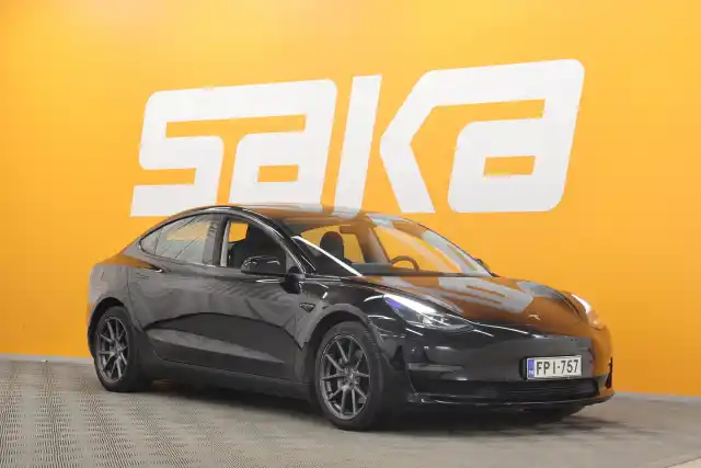 Musta Sedan, Tesla Model 3 – FPI-757