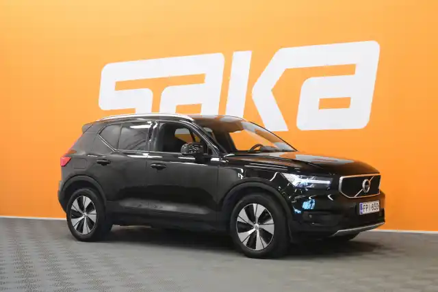 Musta Maastoauto, Volvo XC40 – FPI-830