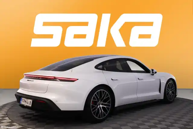 Valkoinen Sedan, Porsche Taycan – FPM-418
