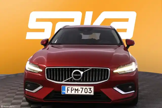 Punainen Farmari, Volvo V60 – FPM-703