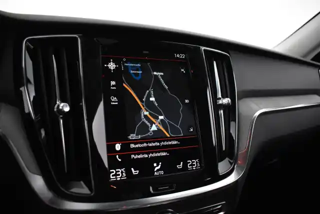 Punainen Farmari, Volvo V60 – FPM-703