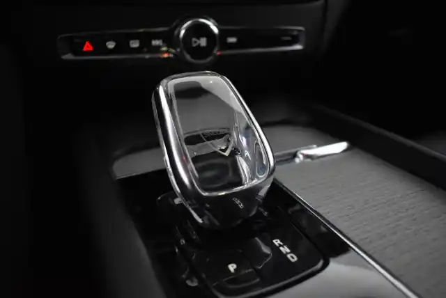 Punainen Farmari, Volvo V60 – FPM-703