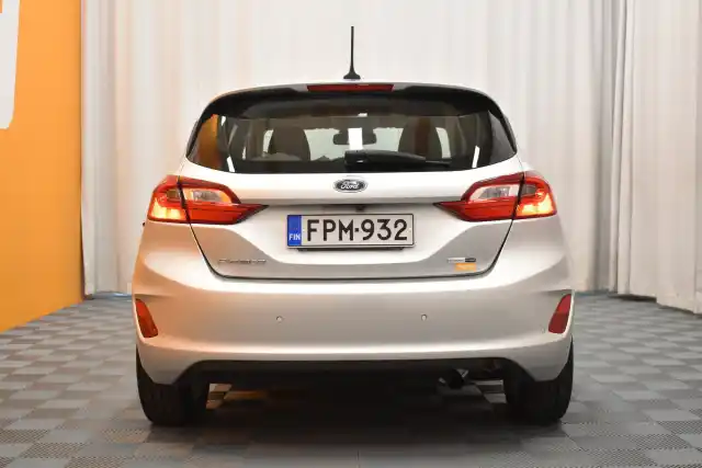 Harmaa Viistoperä, Ford Fiesta – FPM-932