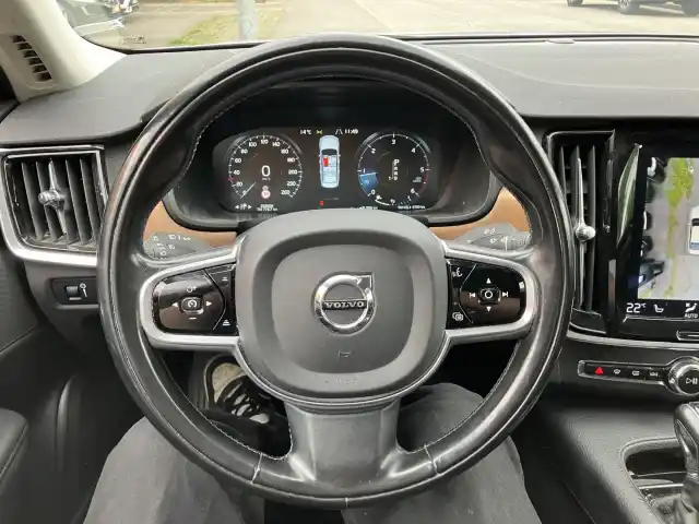 Hopea Sedan, Volvo S90 – FPN-201