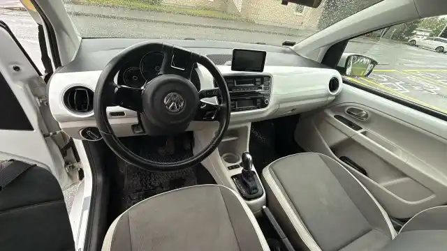 Valkoinen Viistoperä, Volkswagen up! – FPN-268