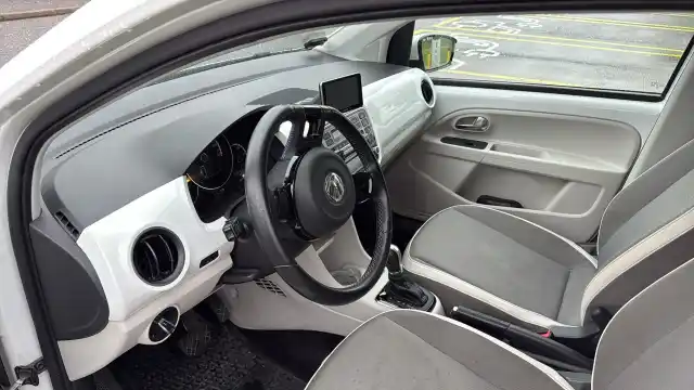 Valkoinen Viistoperä, Volkswagen up! – FPN-268