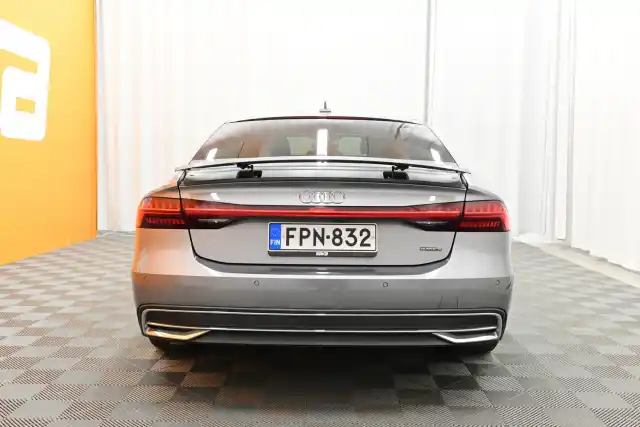 Harmaa Viistoperä, Audi A7 – FPN-832