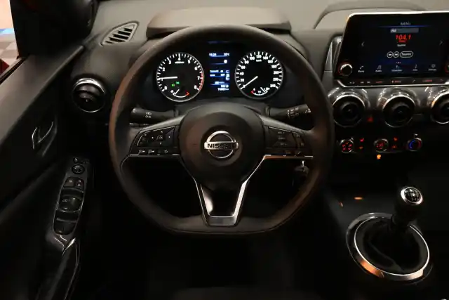 Punainen Viistoperä, Nissan Juke – FPO-526