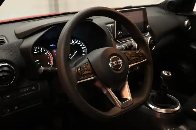 Punainen Viistoperä, Nissan Juke – FPO-526