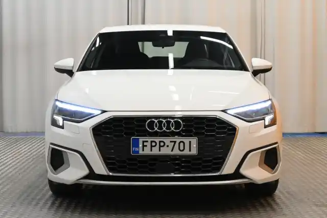 Valkoinen Sedan, Audi A3 – FPP-701