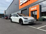 Valkoinen Sedan, Tesla Model 3 – FPR-704, kuva 1