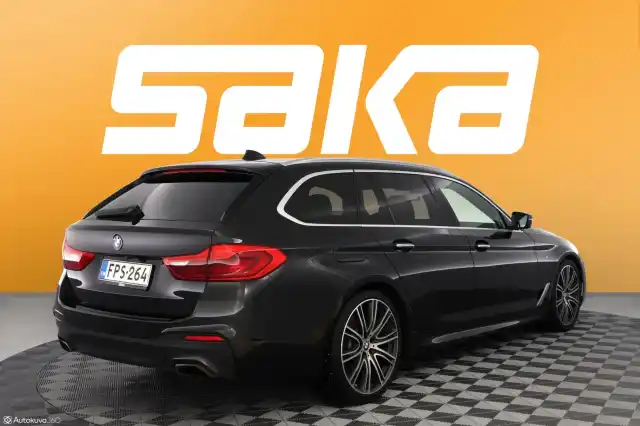 Musta Farmari, BMW 540 – FPS-264