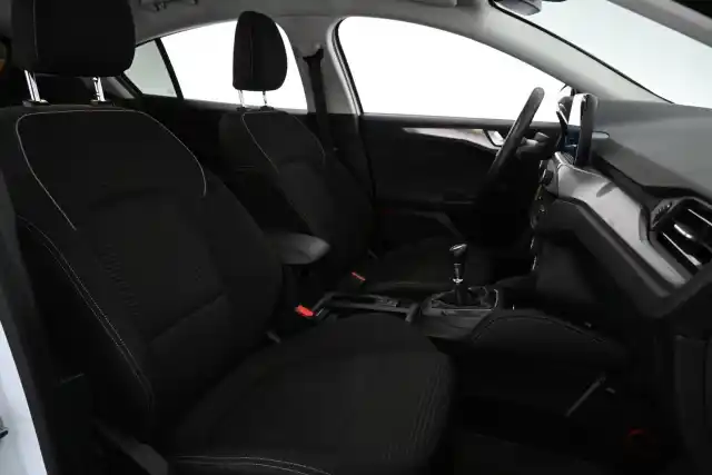 Valkoinen Viistoperä, Ford Focus – FPS-728