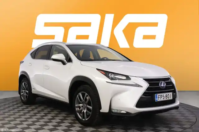 Valkoinen Maastoauto, Lexus NX – FPS-801