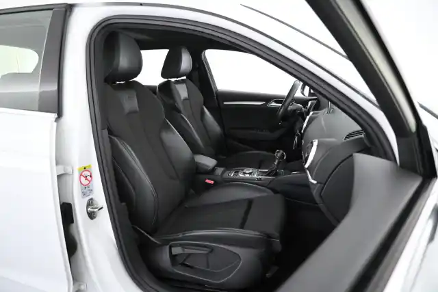 Valkoinen Viistoperä, Audi A3 – FPT-639