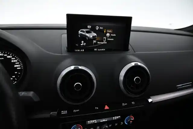 Valkoinen Viistoperä, Audi A3 – FPT-639