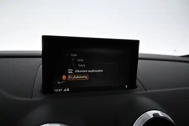 Valkoinen Viistoperä, Audi A3 – FPT-639