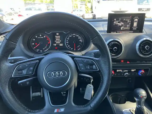 Valkoinen Viistoperä, Audi A3 – FPT-639