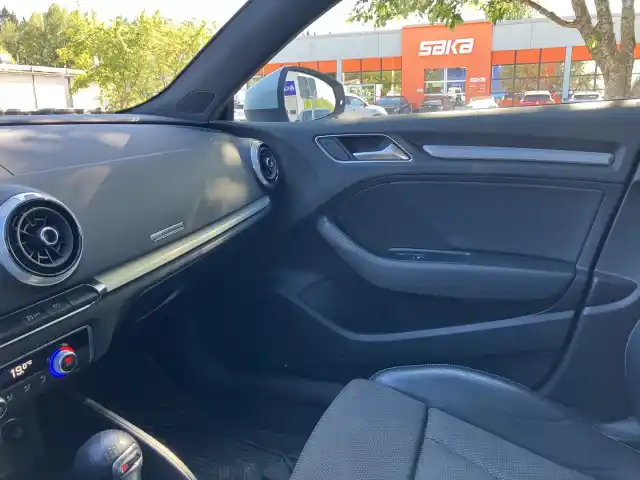 Valkoinen Viistoperä, Audi A3 – FPT-639