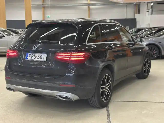 Musta Farmari, Mercedes-Benz GLC – FPU-361