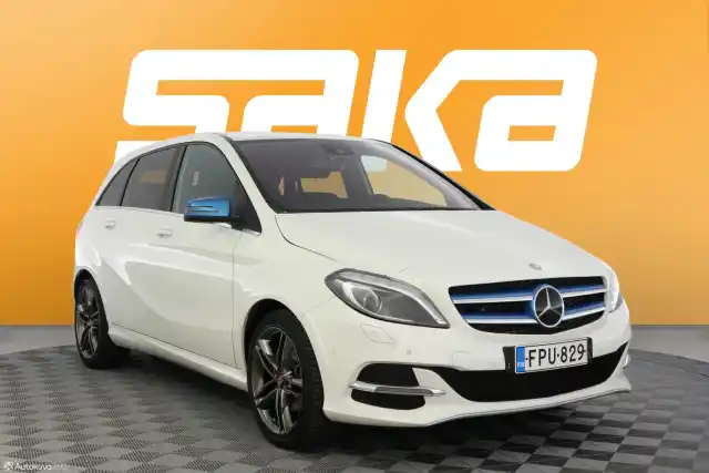 Valkoinen Viistoperä, Mercedes-Benz B – FPU-829