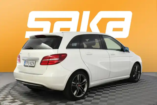 Valkoinen Viistoperä, Mercedes-Benz B – FPU-829