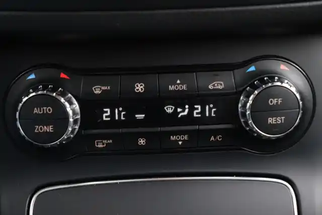 Valkoinen Viistoperä, Mercedes-Benz B – FPU-829