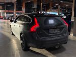 Musta Farmari, Volvo V60 – FPX-724, kuva 3