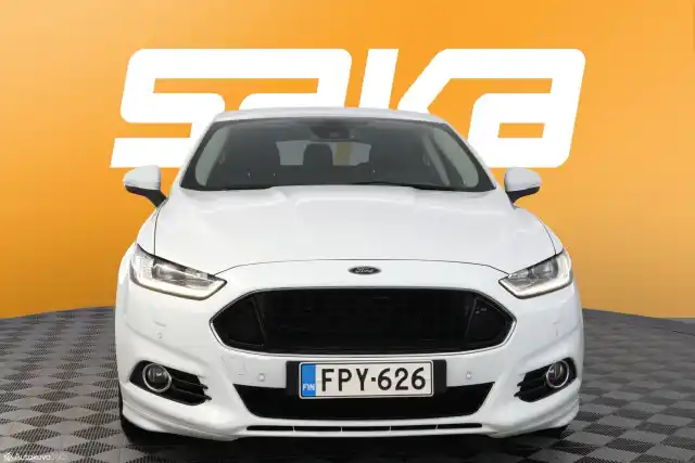 Valkoinen Viistoperä, Ford Mondeo – FPY-626