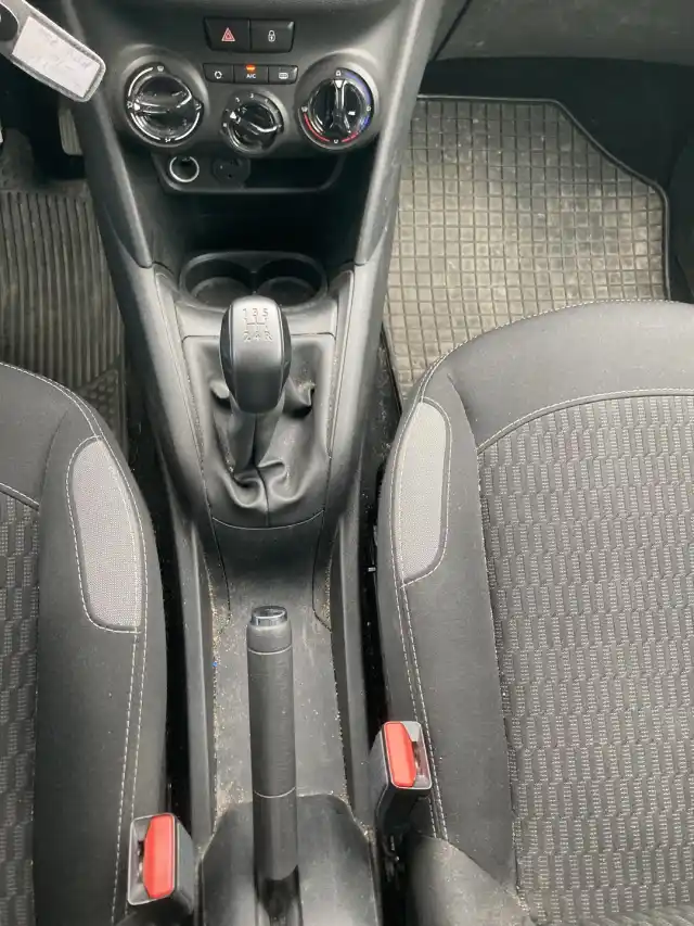 Oranssi Viistoperä, Peugeot 208 – FPY-796
