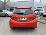 Oranssi Viistoperä, Peugeot 208 – FPY-796, kuva 4