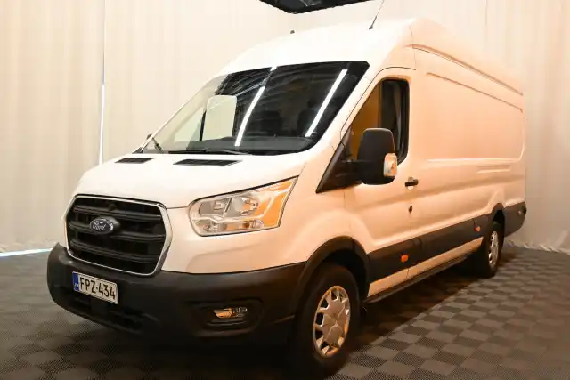 Valkoinen Pakettiauto, Ford Transit – FPZ-434