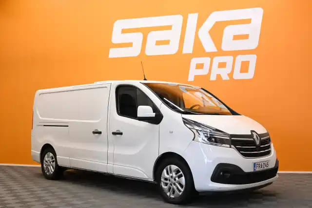 Valkoinen Pakettiauto, Renault Trafic – FRA-245