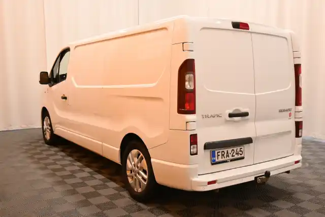 Valkoinen Pakettiauto, Renault Trafic – FRA-245