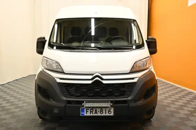 Valkoinen Pakettiauto, Citroen Jumper – FRA-816