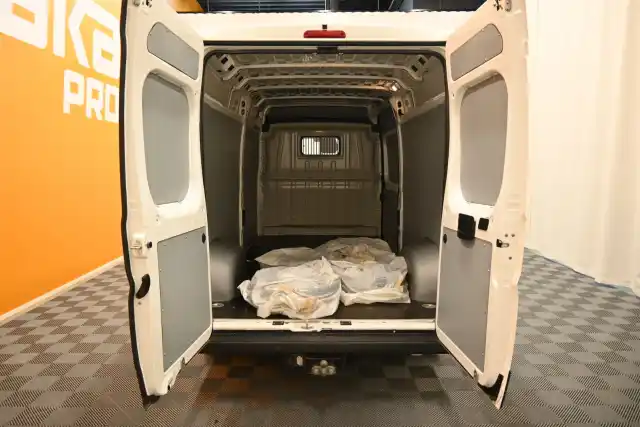 Valkoinen Pakettiauto, Citroen Jumper – FRA-816