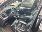 Harmaa Maastoauto, Volvo XC90 – FRB-496, kuva 3