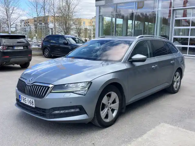Harmaa Farmari, Skoda Superb – FRE-168