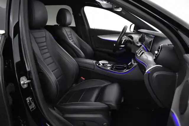 Musta Farmari, Mercedes-Benz E – FRE-828