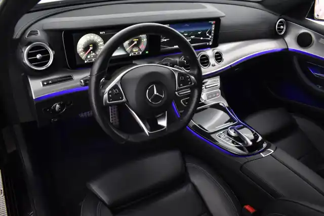Musta Farmari, Mercedes-Benz E – FRE-828